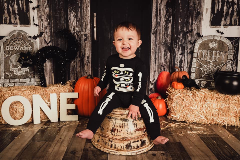 Kate Spooky Halloween Barn Backdrop Designed by Mandy Ringe Photography - Kate Backdrop AU