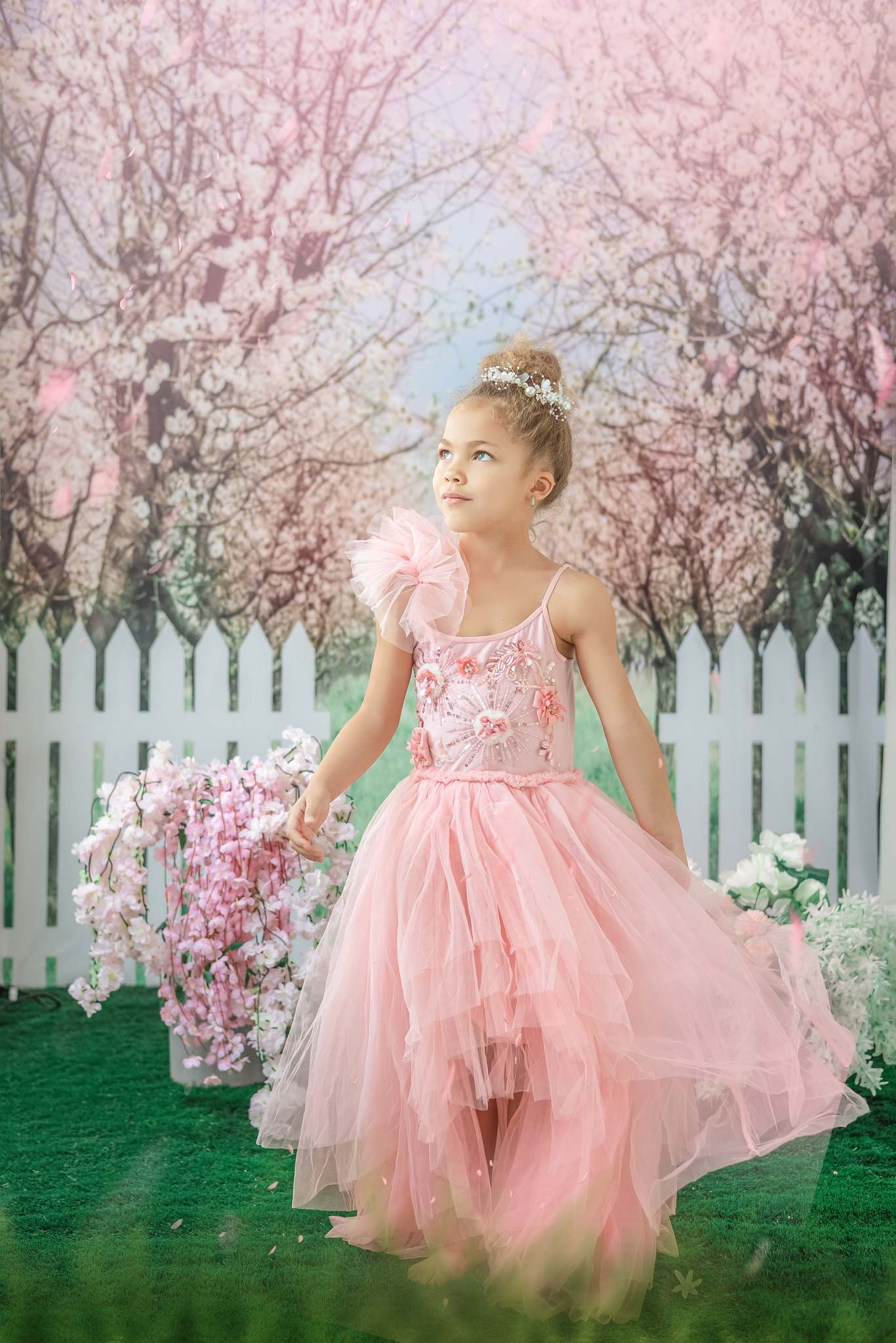 Kate Spring Flower Tree Backdrop Fence Designed by Chain Photography