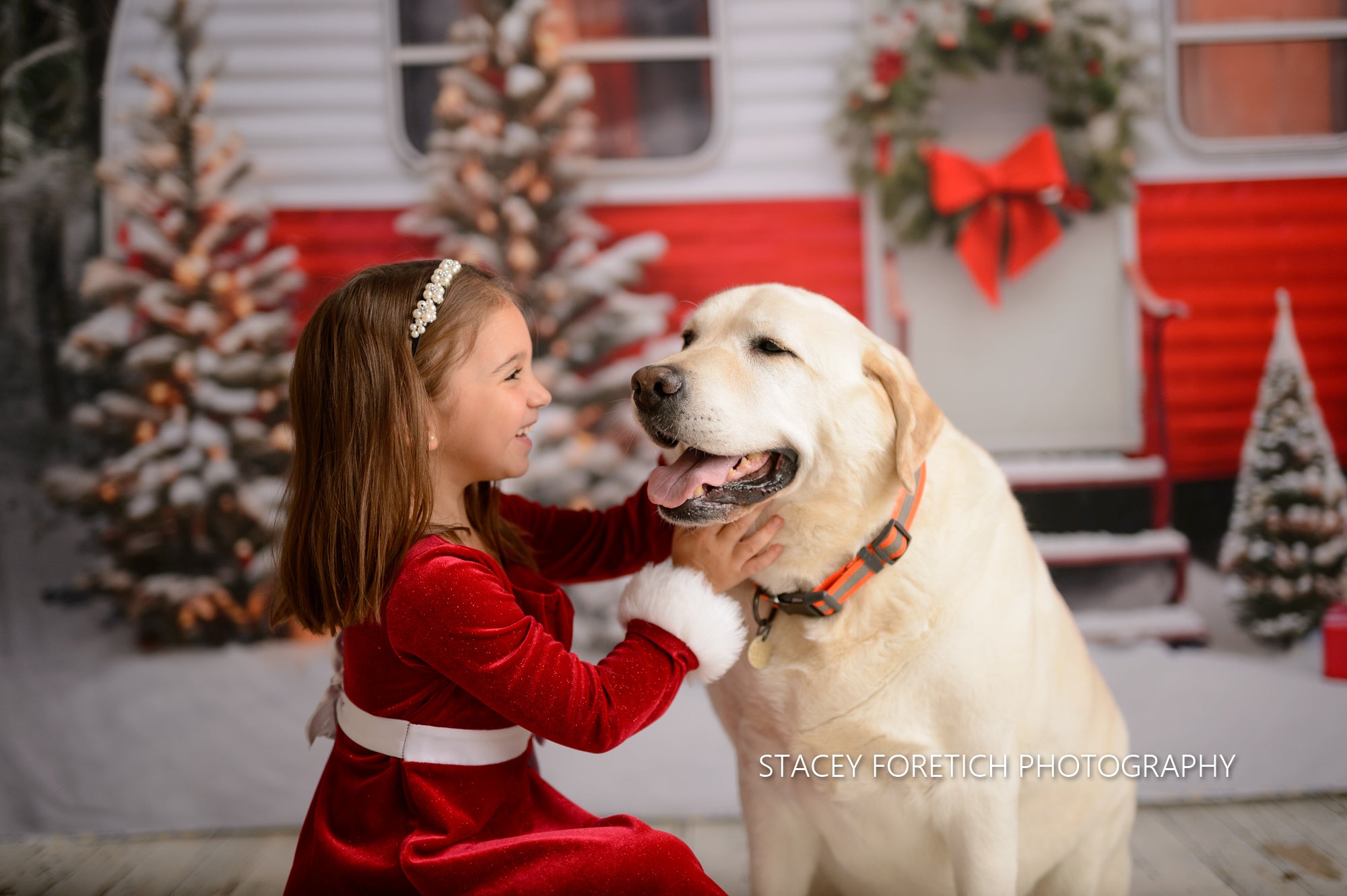 Kate Christmas Red Camping Car with Snow Tree Backdrop for Photography