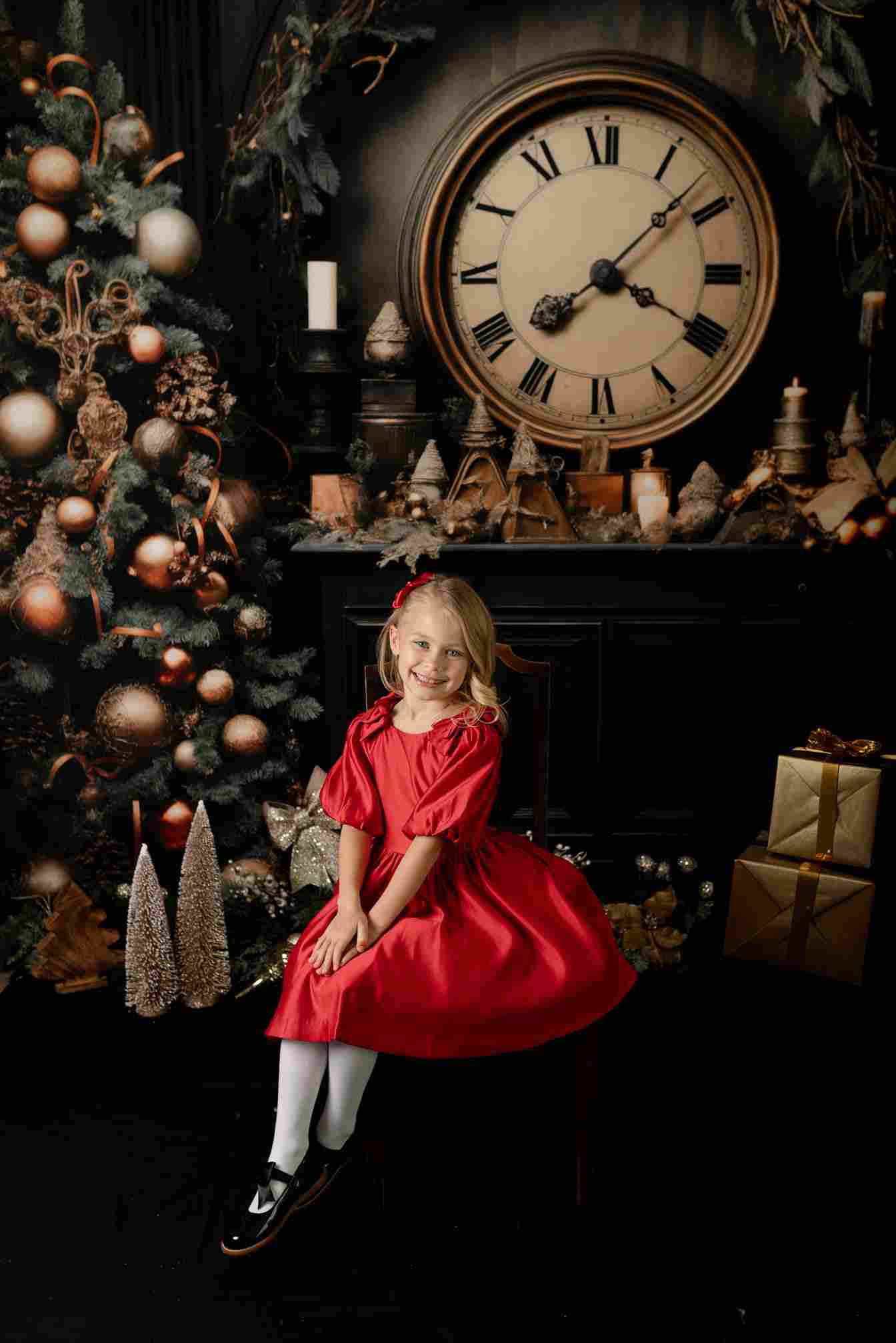 Kate Victorian Christmas Clock Backdrop for Photography