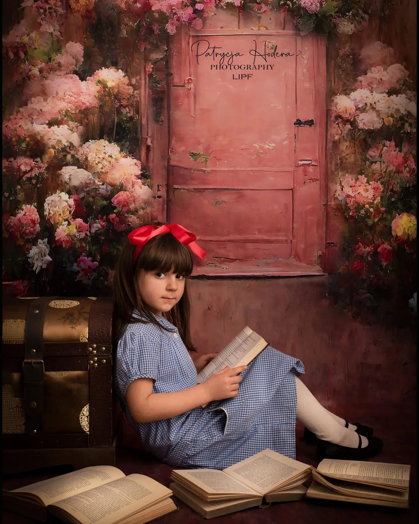 Kate Sweep Pink Flower Backdrop Barn Door for Photography