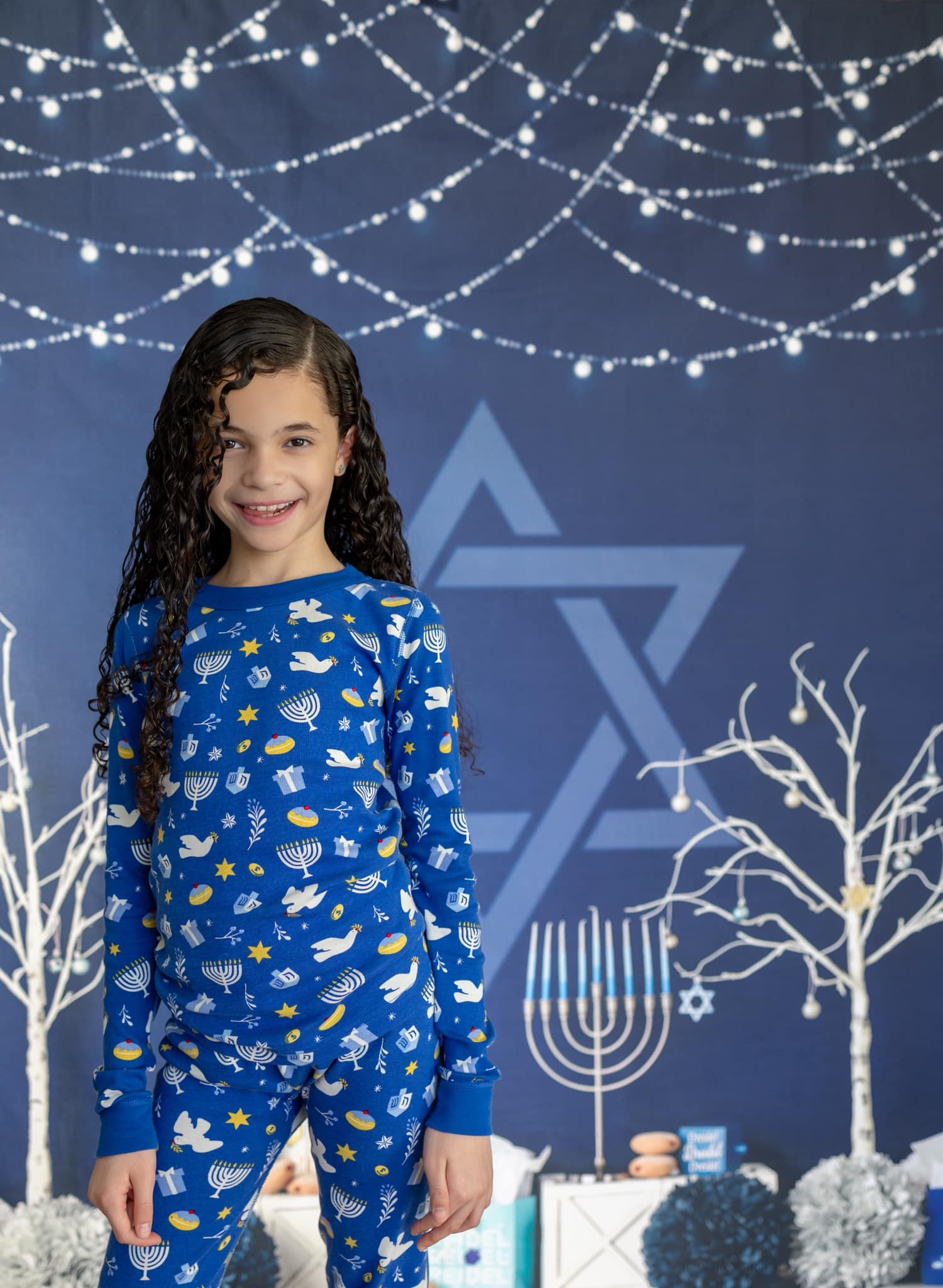 Kate Hanukkah Celebration Backdrop Designed by Mandy Ringe Photography