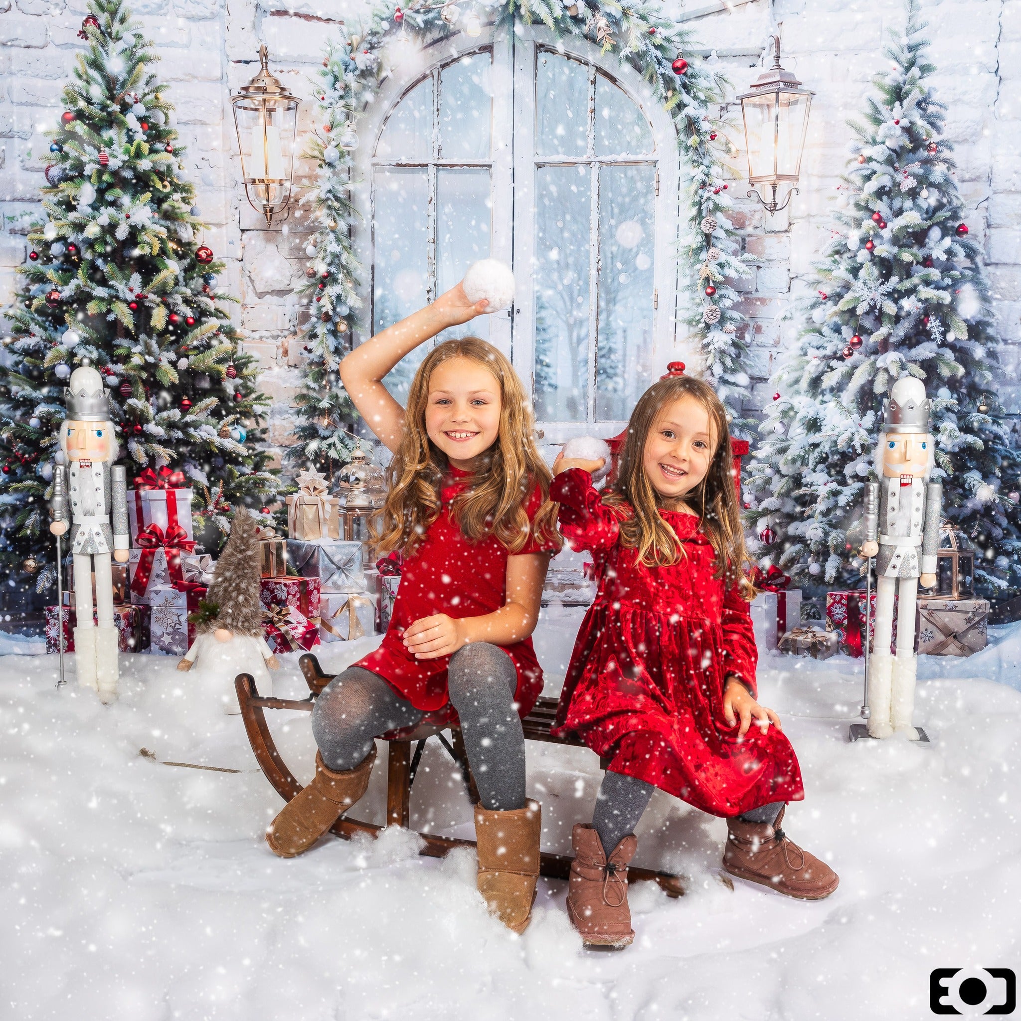 Kate Christmas Tree Gift Door Backdrop Designed by Emetselch