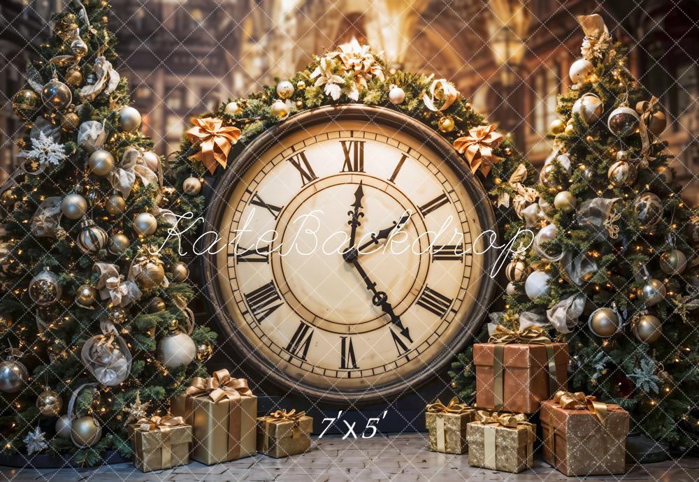 Kate Christmas Tree Clock Backdrop Designed by Emetselch