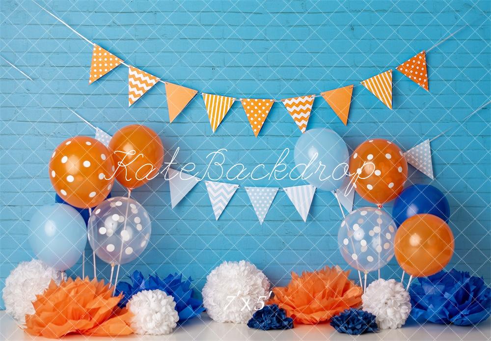 Kate Cake Smash Blue Wall Balloon Backdrop Designed by Mandy Ringe Photography