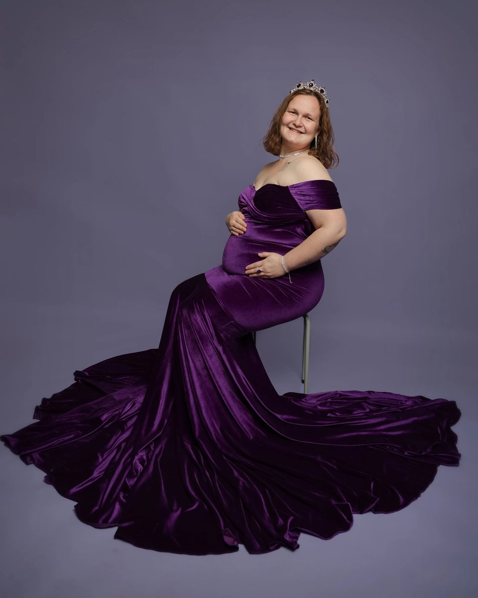 Kate Velvet V-neck Tailed Maternity Photoshoot Dress