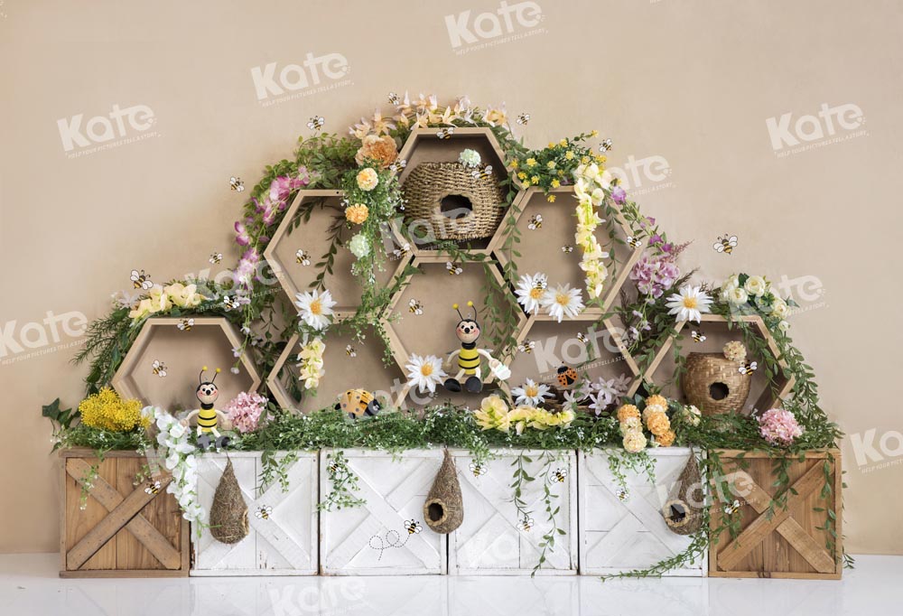 Kate Honeycomb Garden Backdrop Cake Smash Designed by Emetselch