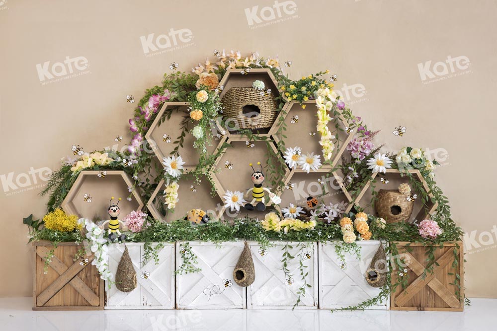 Kate Honeycomb Garden Backdrop Cake Smash Designed by Emetselch